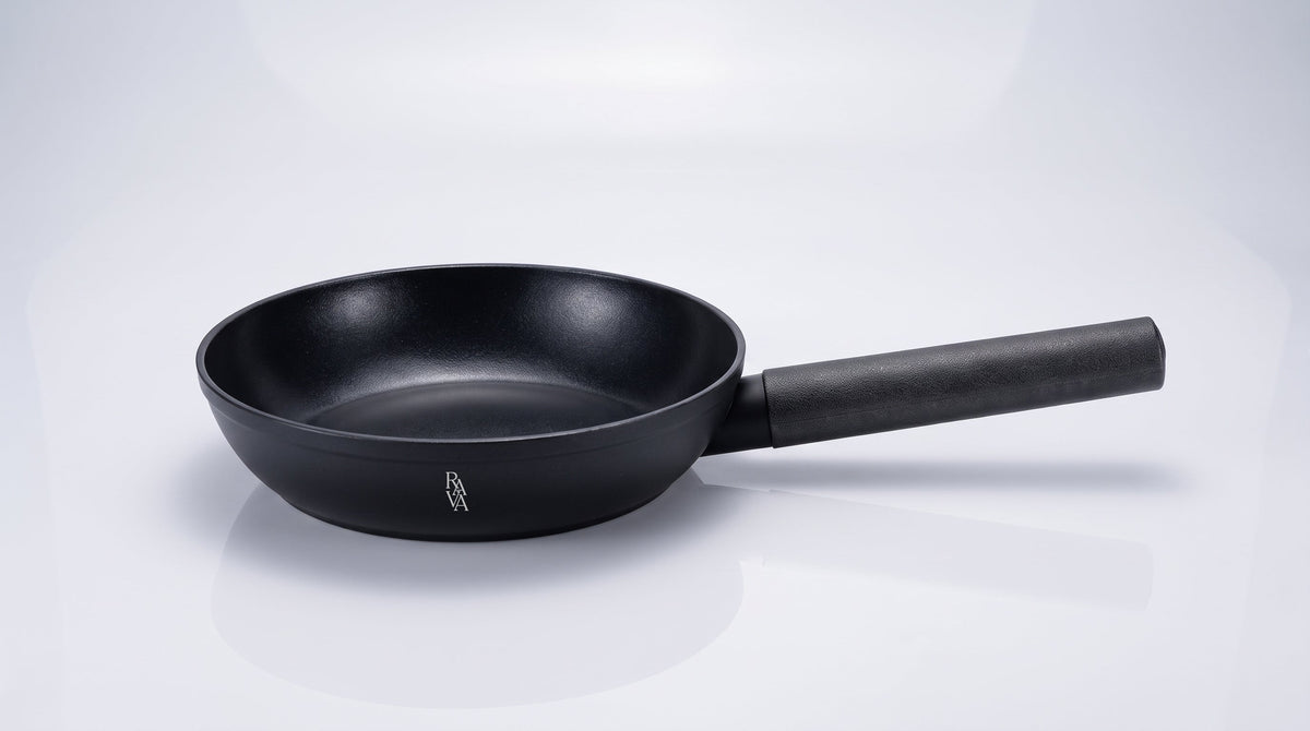 Rava Cookware Kovácsolt Serpenyő, 30 cm